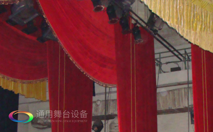 提升舞臺美感設計、增強舞臺透視！寬幅平紋細布橫側阻燃幕布